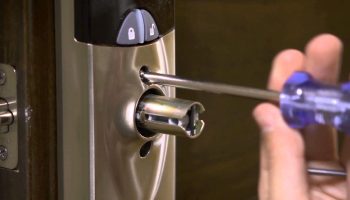Lock installation Lock installation
