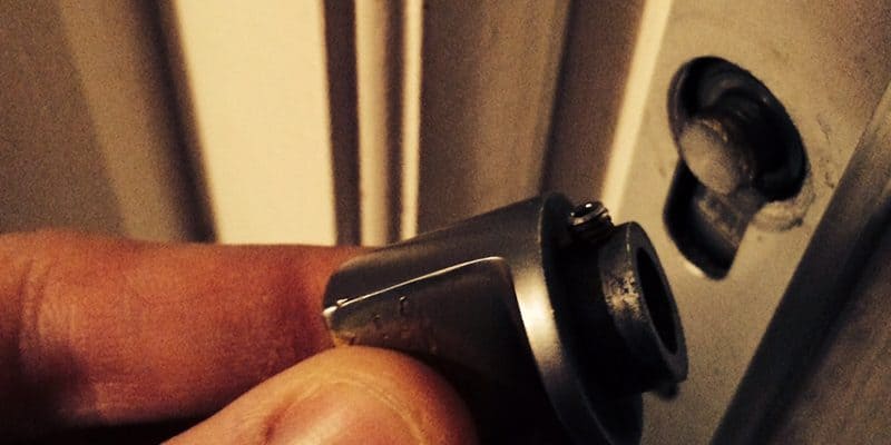 the risks of broken door locks what to know to avoid home lockout