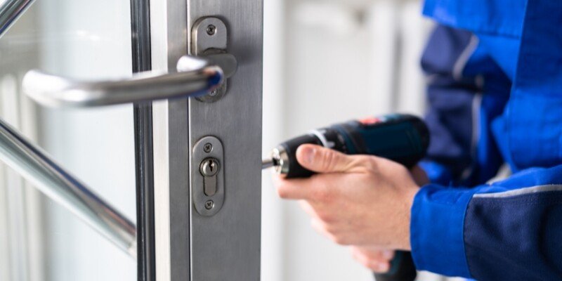 How much does a locksmith cost in London